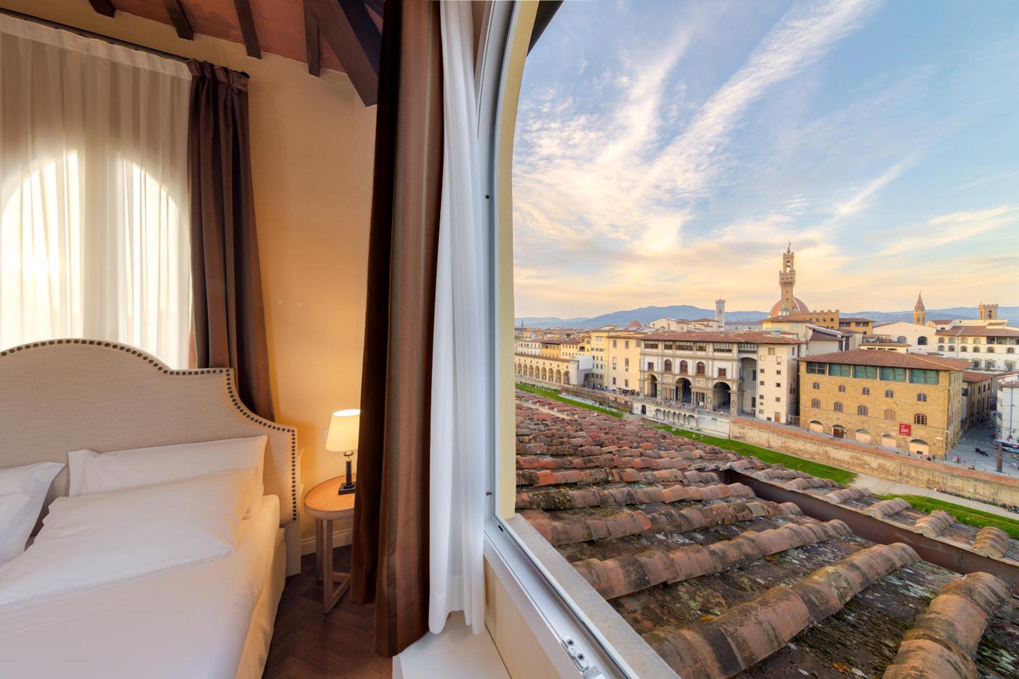 Algila Luxury Torrigiani Apartments Florence Exterior photo